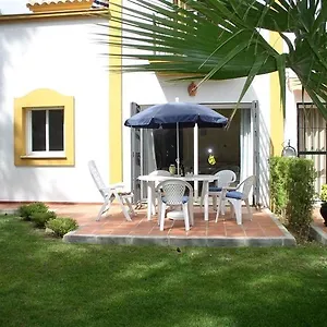 Ground Floor 2 Bed Own Garden Golf Apartamento